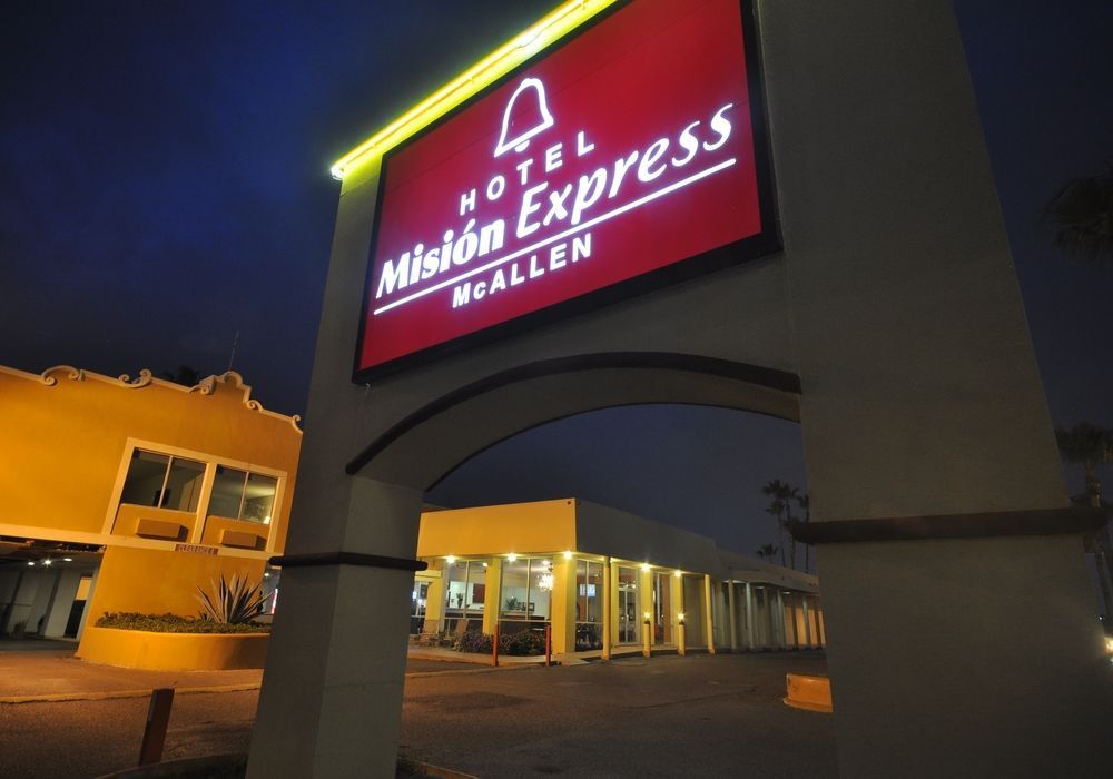 Clarion Inn Near Mcallen Airport Ngoại thất bức ảnh