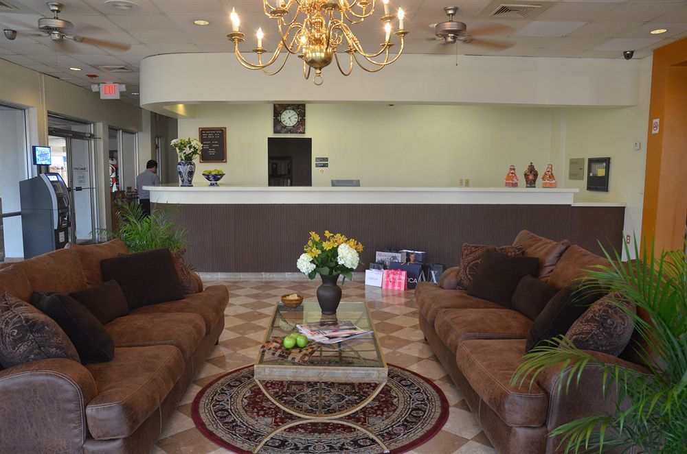 Clarion Inn Near Mcallen Airport Ngoại thất bức ảnh