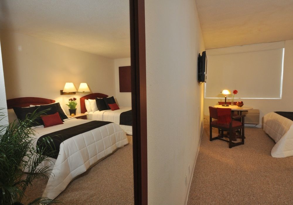Clarion Inn Near Mcallen Airport Ngoại thất bức ảnh